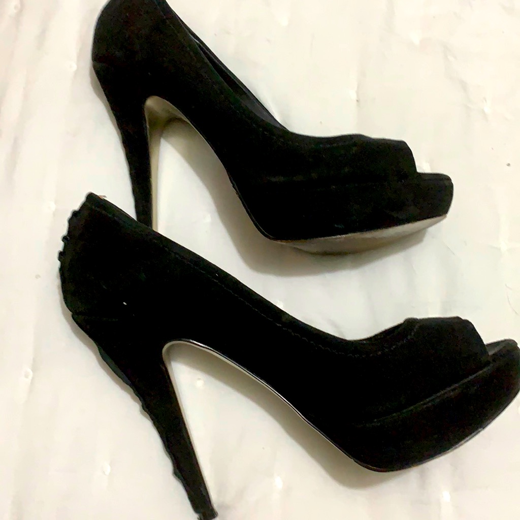Steve Madden Velvet Pinup Style Heels 7.5